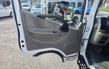 Nissan Cabstar